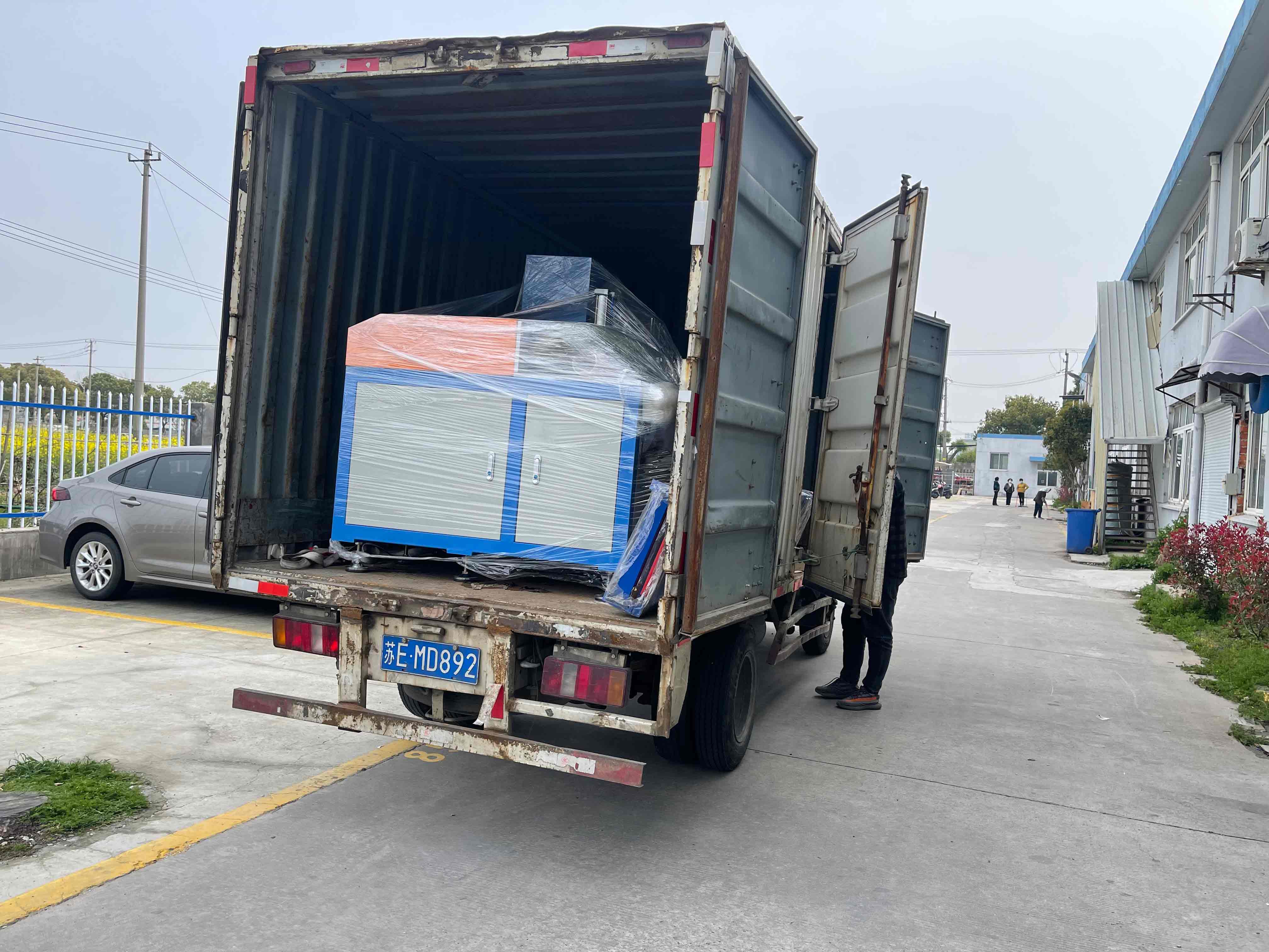 【青島】全自動切鋁機SDY-Q450已打包出庫，即將發(fā)往客戶現(xiàn)場